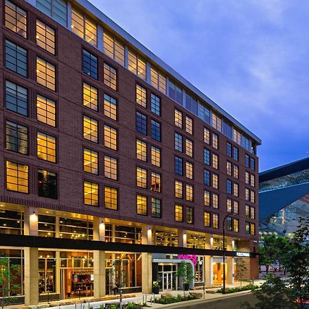 Moxy Minneapolis Downtown Exterior photo